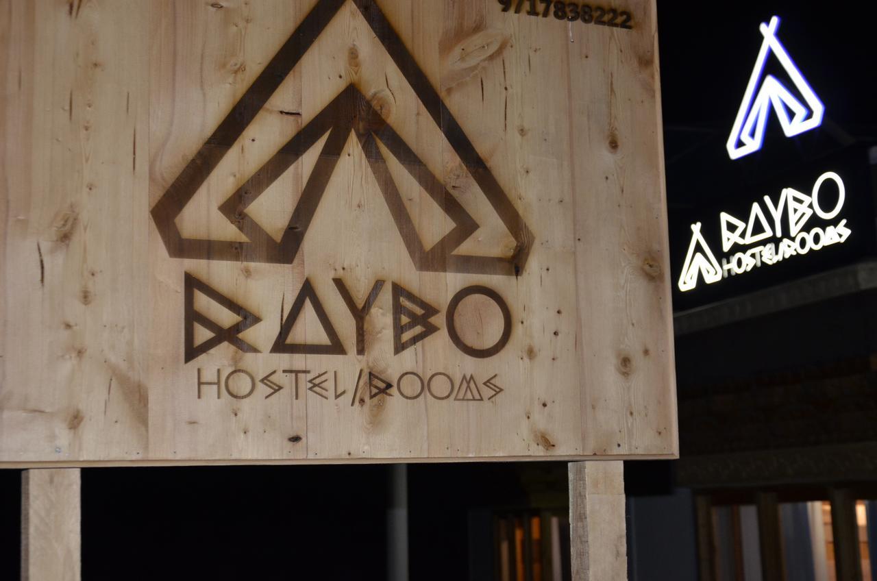 Raybo Hostel เลห์ ภายนอก รูปภาพ