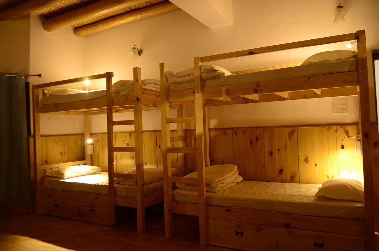 Raybo Hostel เลห์ ภายนอก รูปภาพ