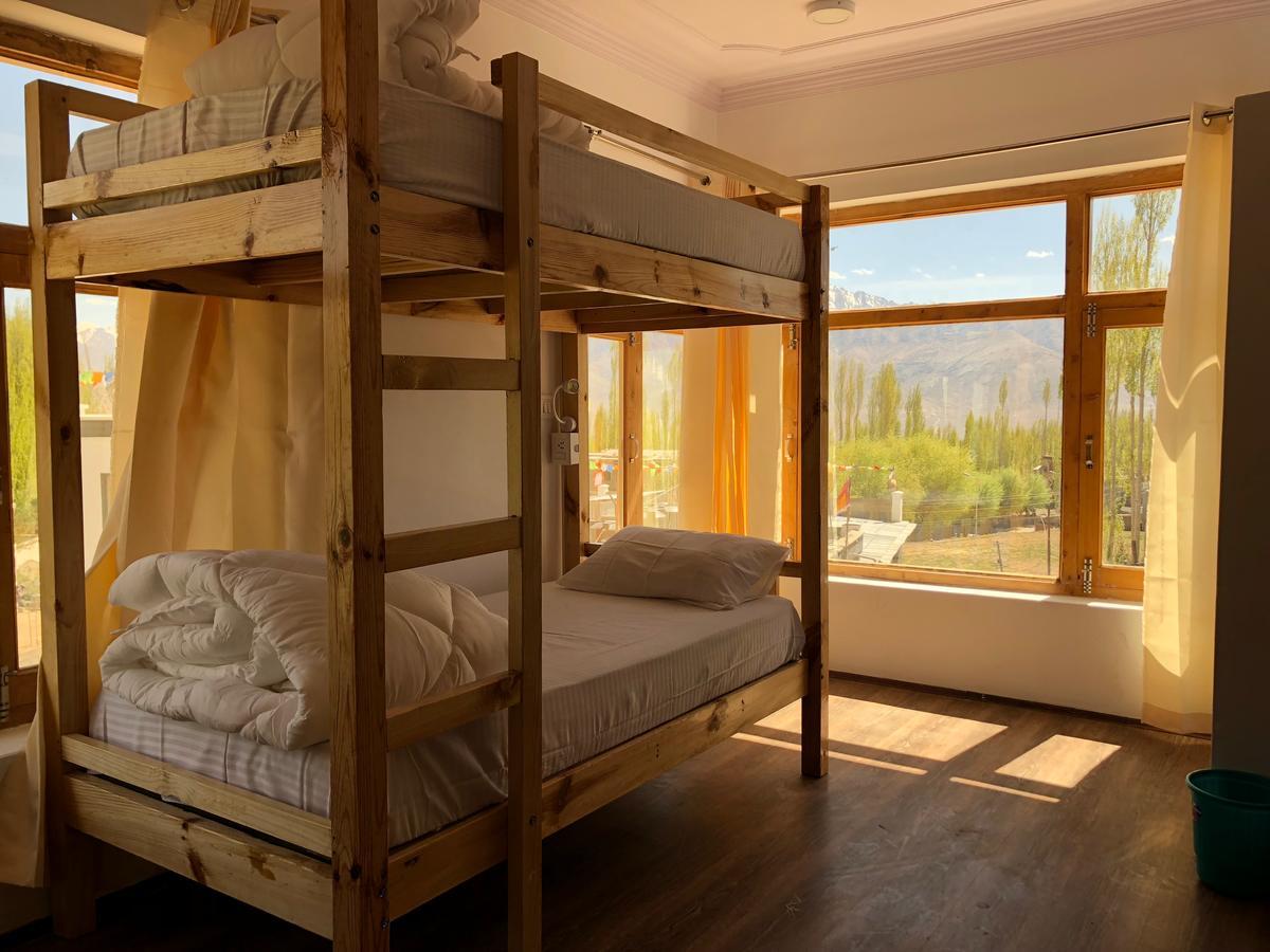 Raybo Hostel เลห์ ภายนอก รูปภาพ