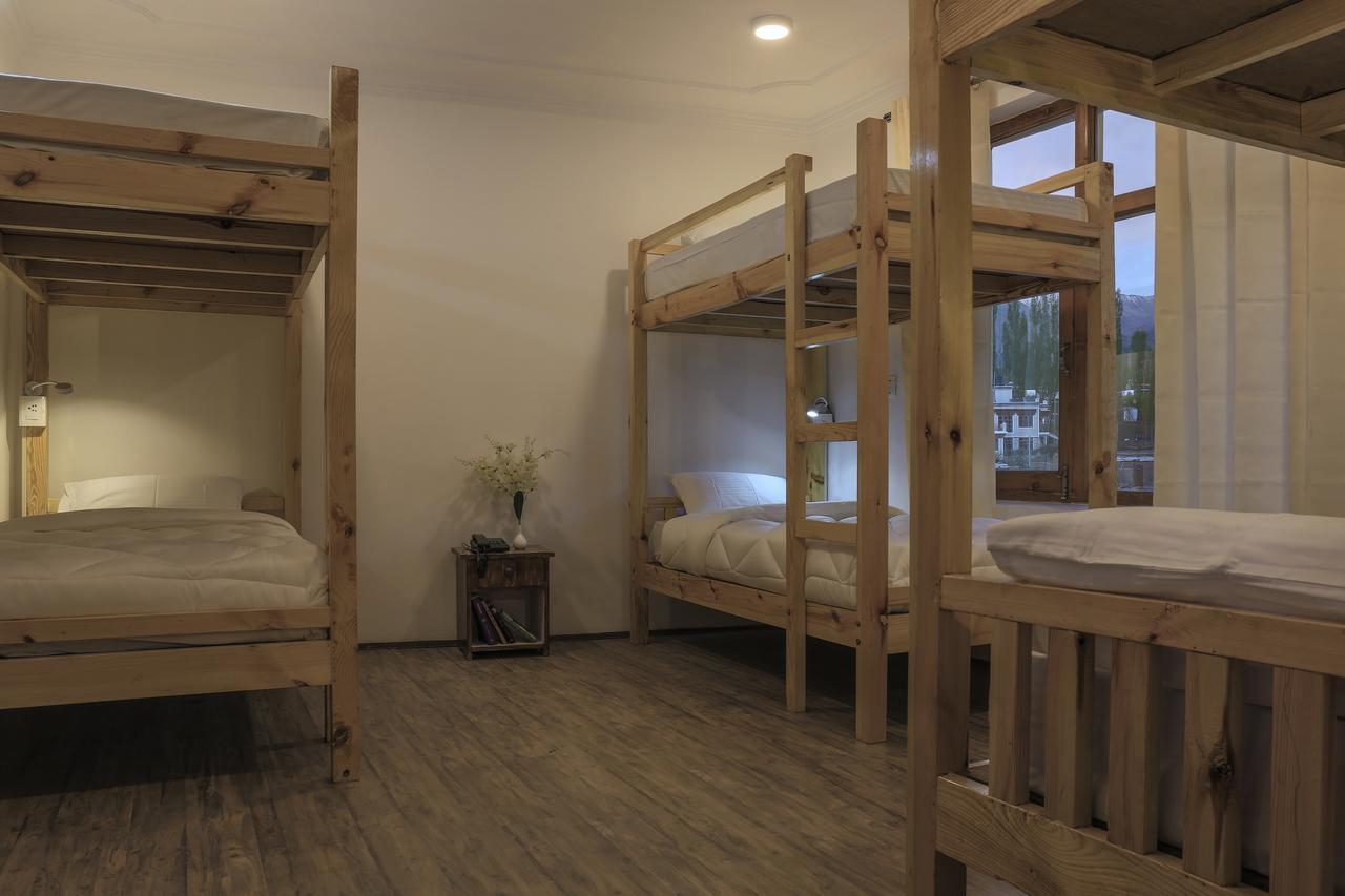 Raybo Hostel เลห์ ภายนอก รูปภาพ
