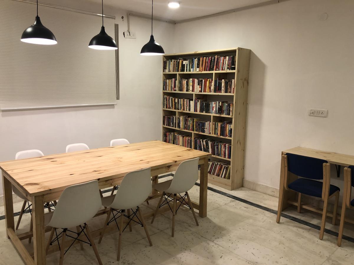 Raybo Hostel เลห์ ภายนอก รูปภาพ